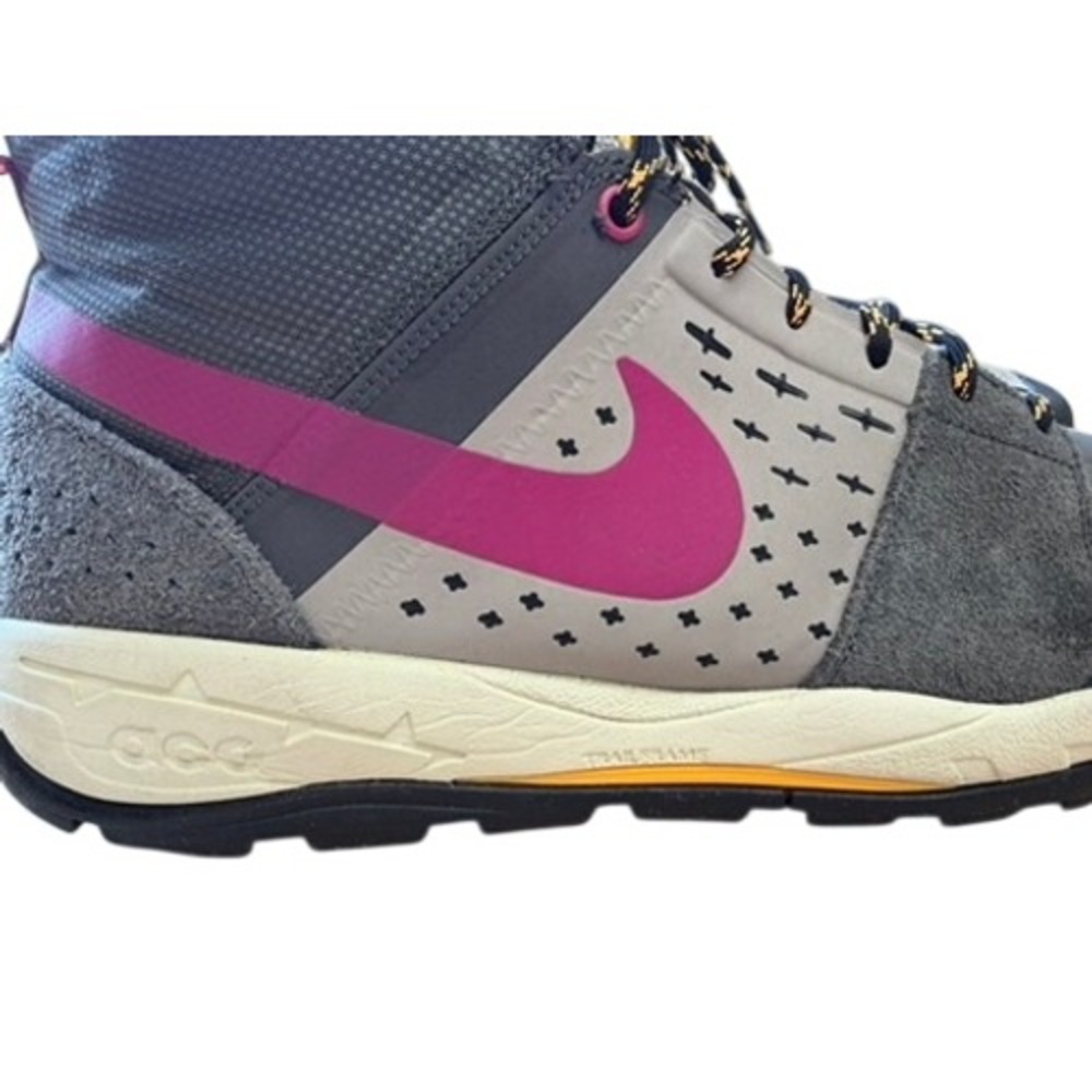 "Nike"‎ ACG Trail Frame Mens Hiking Boots Grey Magenta SZ 12 Mid Top Sneaker